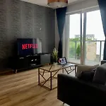 Apartment On Drewnowska Street Manufaktura